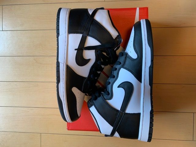 Nike Dunk High "Black and White"