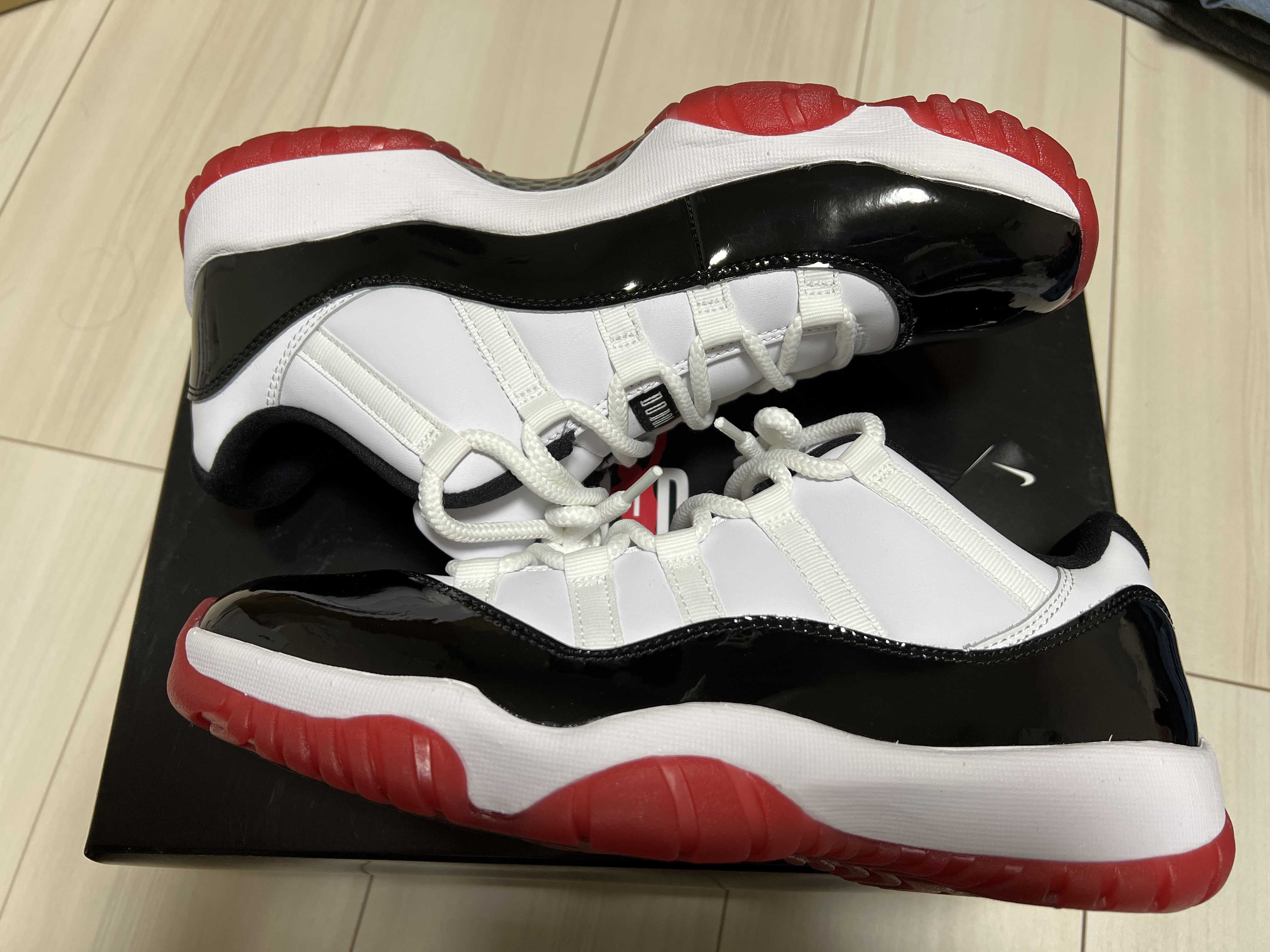 Nike Air Jordan 11 Low "Gym Red"