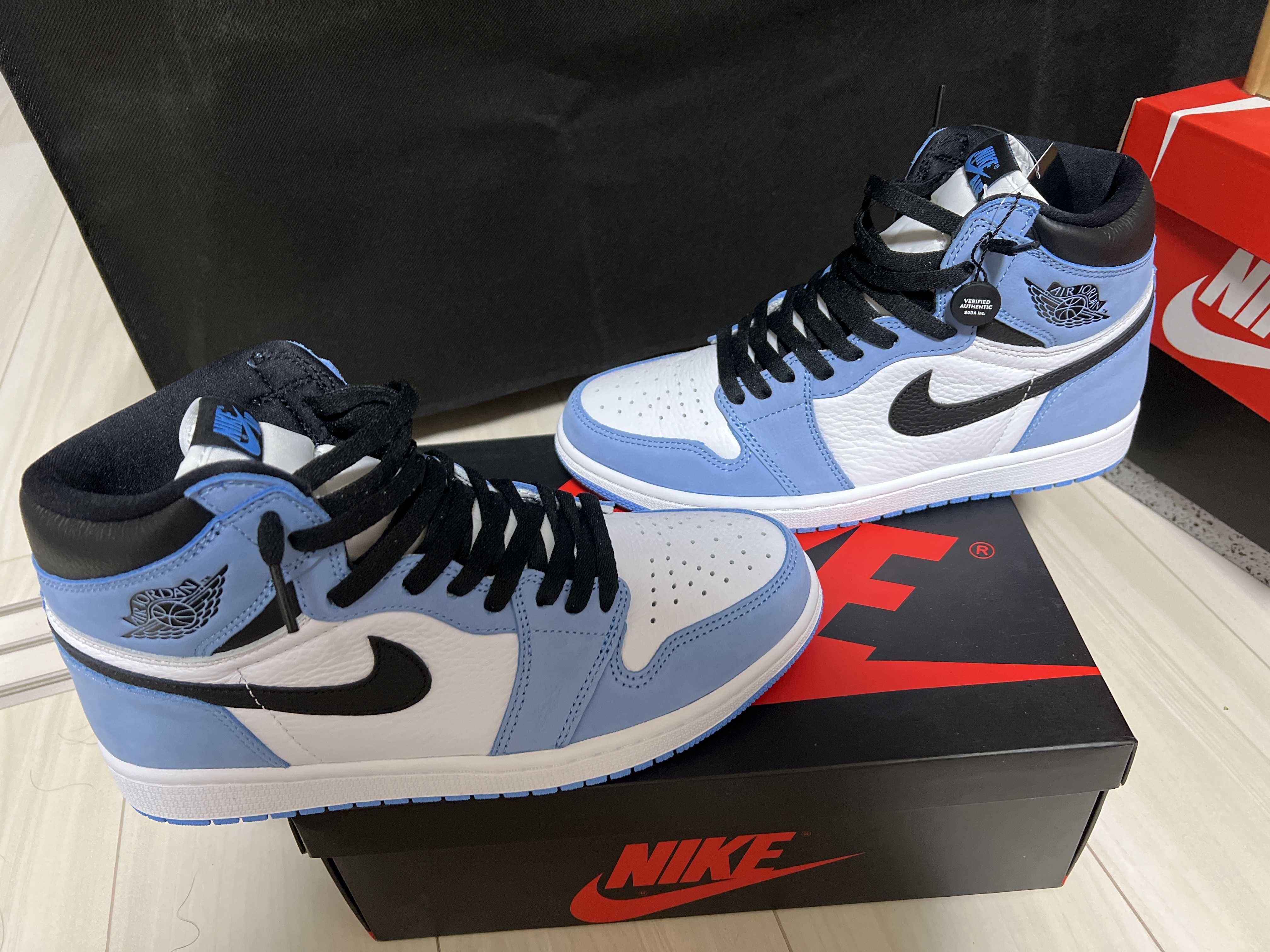 Nike Air Jordan 1 High OG "University Blue"