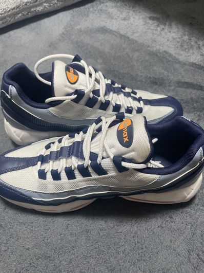 NIKE AIR MAX 95 MIDNIGHT NAVY LASER ORANGEの新品/中古フリマ(通販