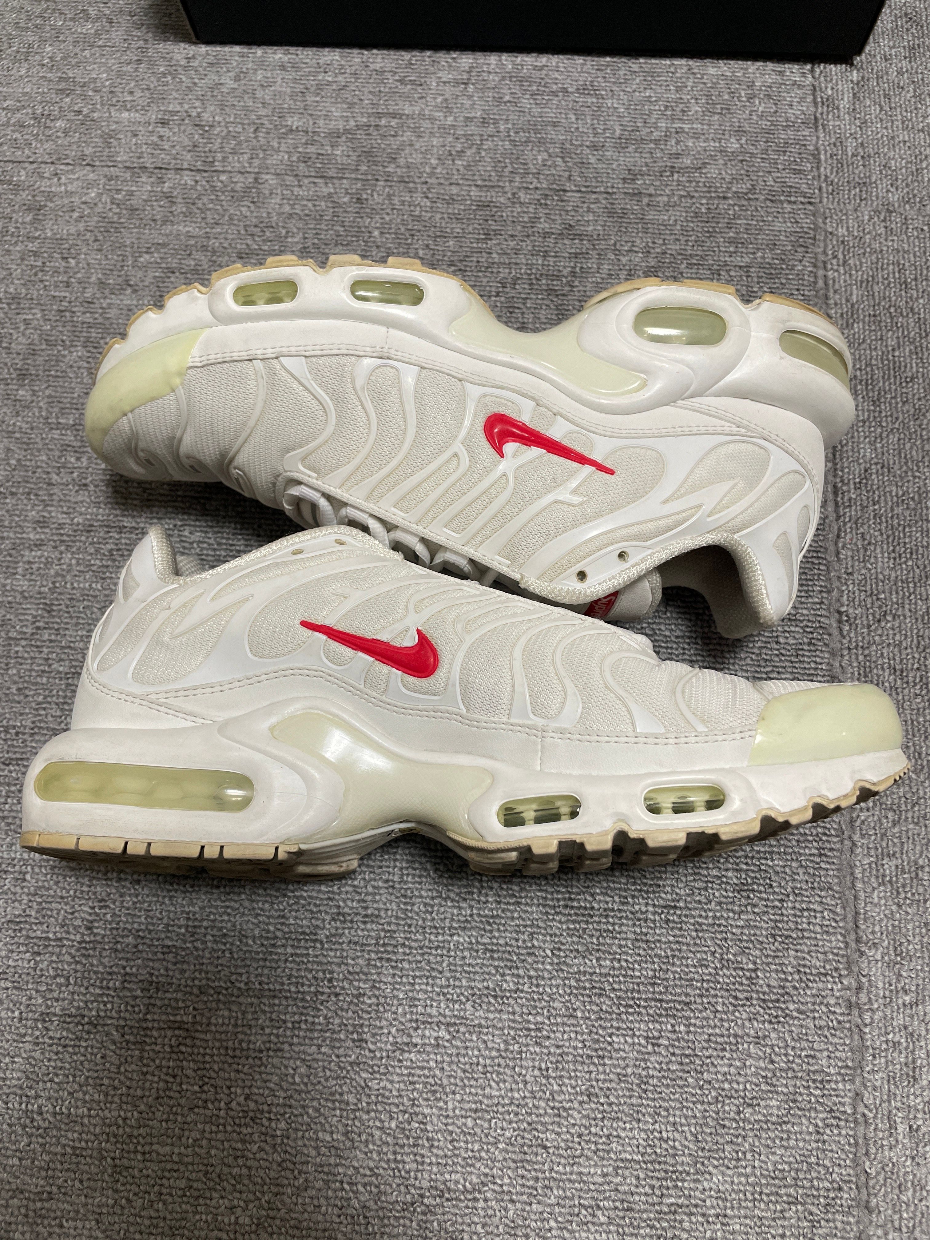 Supreme x Nike Air Max Plus TN "White/Speed Red"