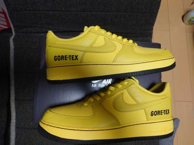 Nike Air Force 1 Low Gore-Tex "Dynamic Yellow"