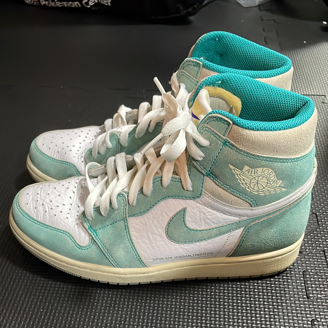 Nike Air Jordan 1 Retro High OG "Turbo Green"