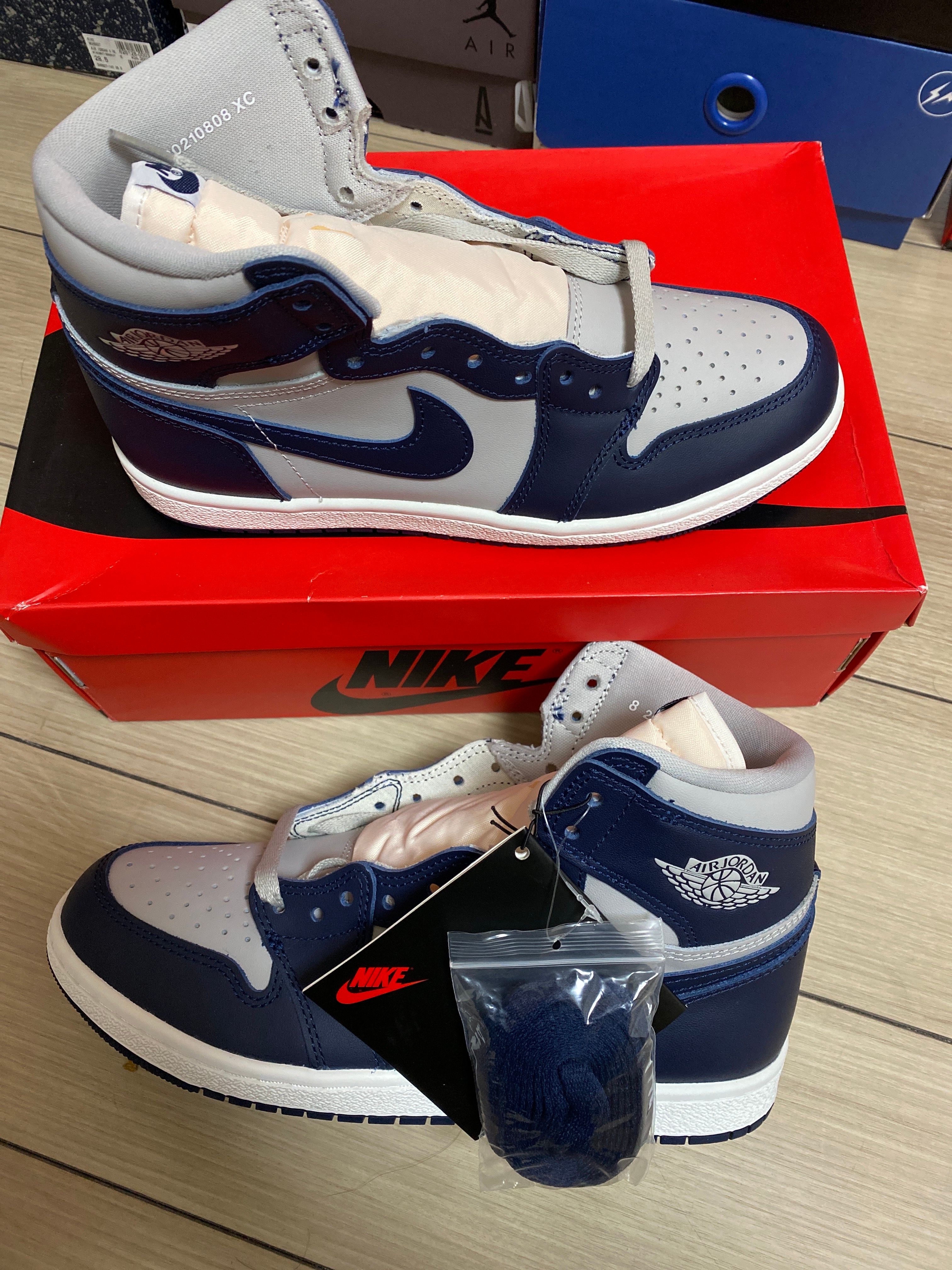 Nike Air Jordan 1 High 85 "Georgetown"