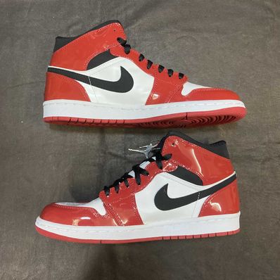 Nike Jordan 1 Retro High "Chicago Bulls Patent" (2003)