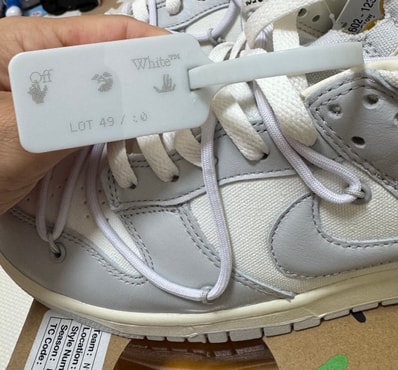 Off-White × Nike Dunk Low 1 of 50 "Lot.49"