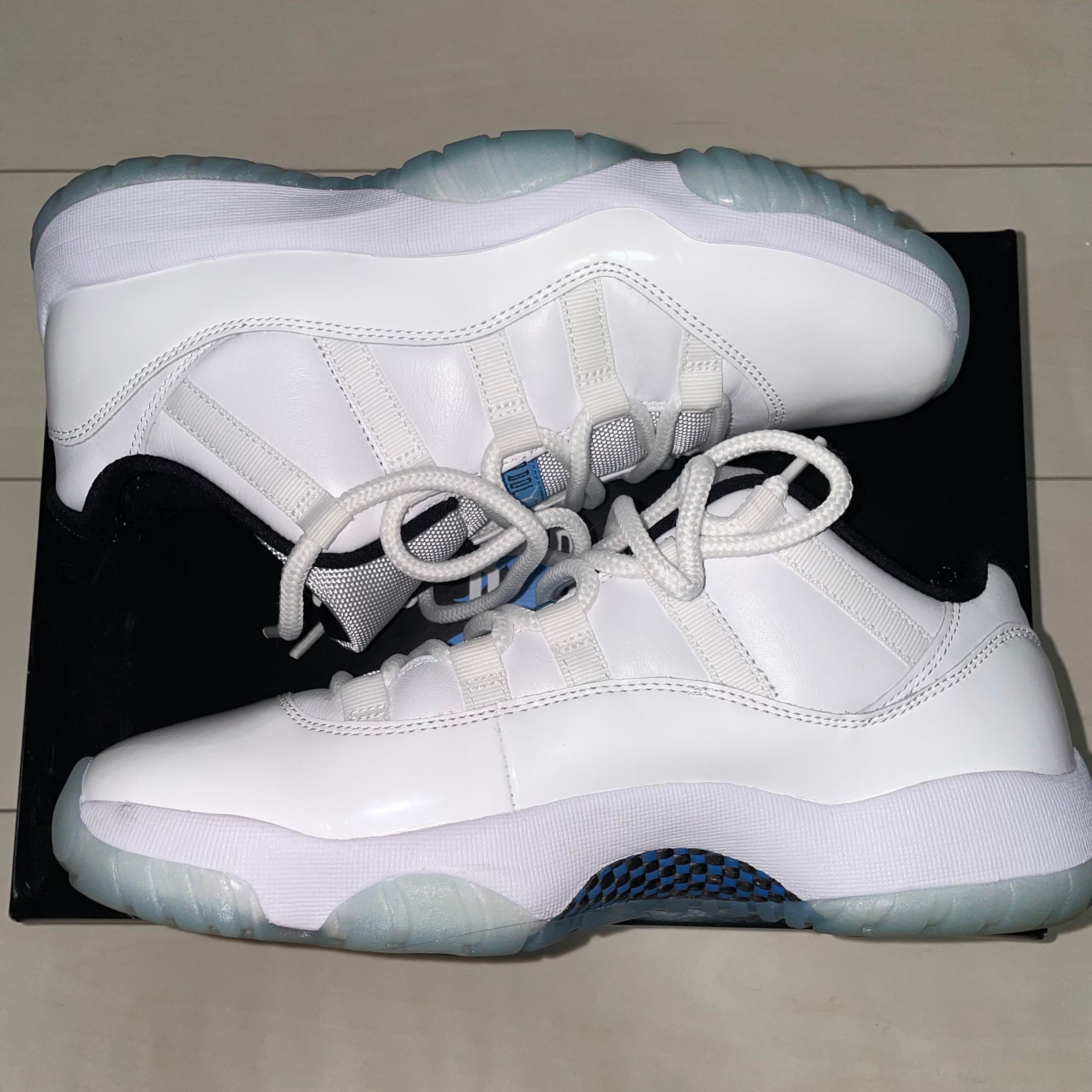 Nike Air Jordan 11 Low "Legend Blue"