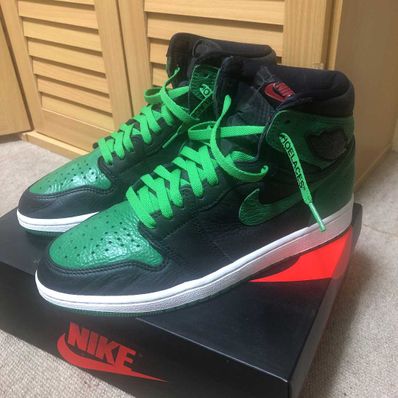 Nike Air Jordan 1 Retro High OG "Black/Pine Green" (2020)