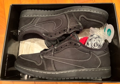 Travis Scott × Nike Air Jordan 1 Low OG SP "Black Phantom"