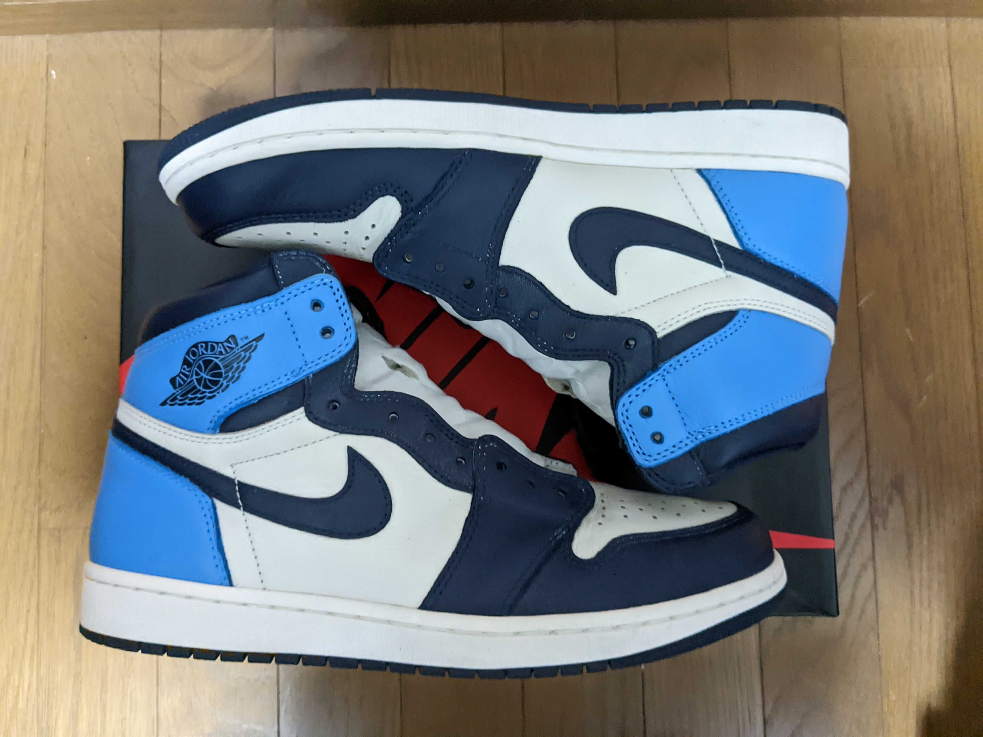 Nike Air Jordan 1 Retro High OG "Obsidian/University Blue"