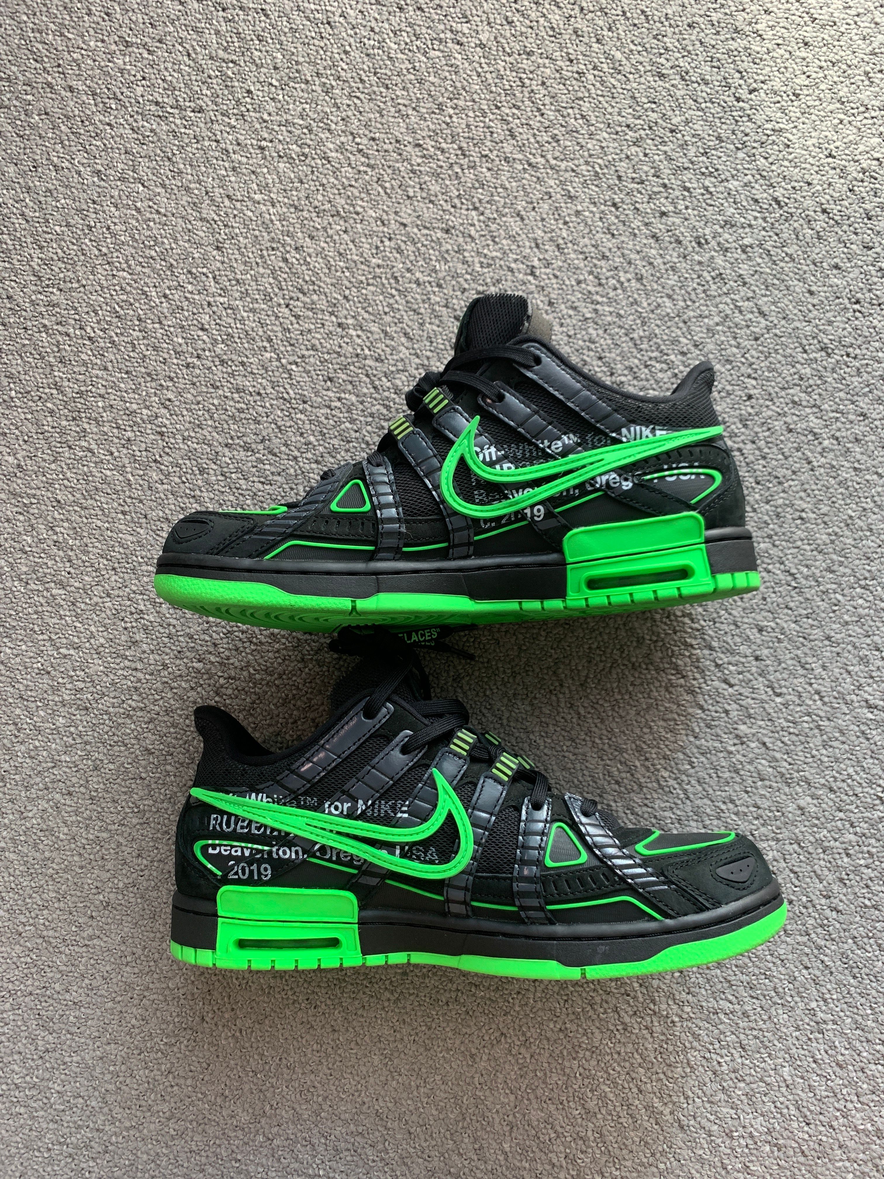 Off-White × Nike Air Rubber Dunk "Black/Green Strike"
