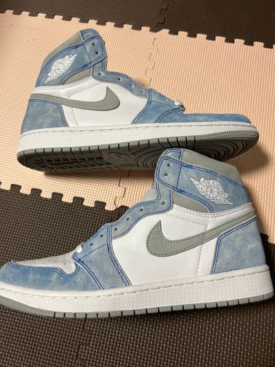 Nike Air Jordan 1 High OG "Hyper Royal"