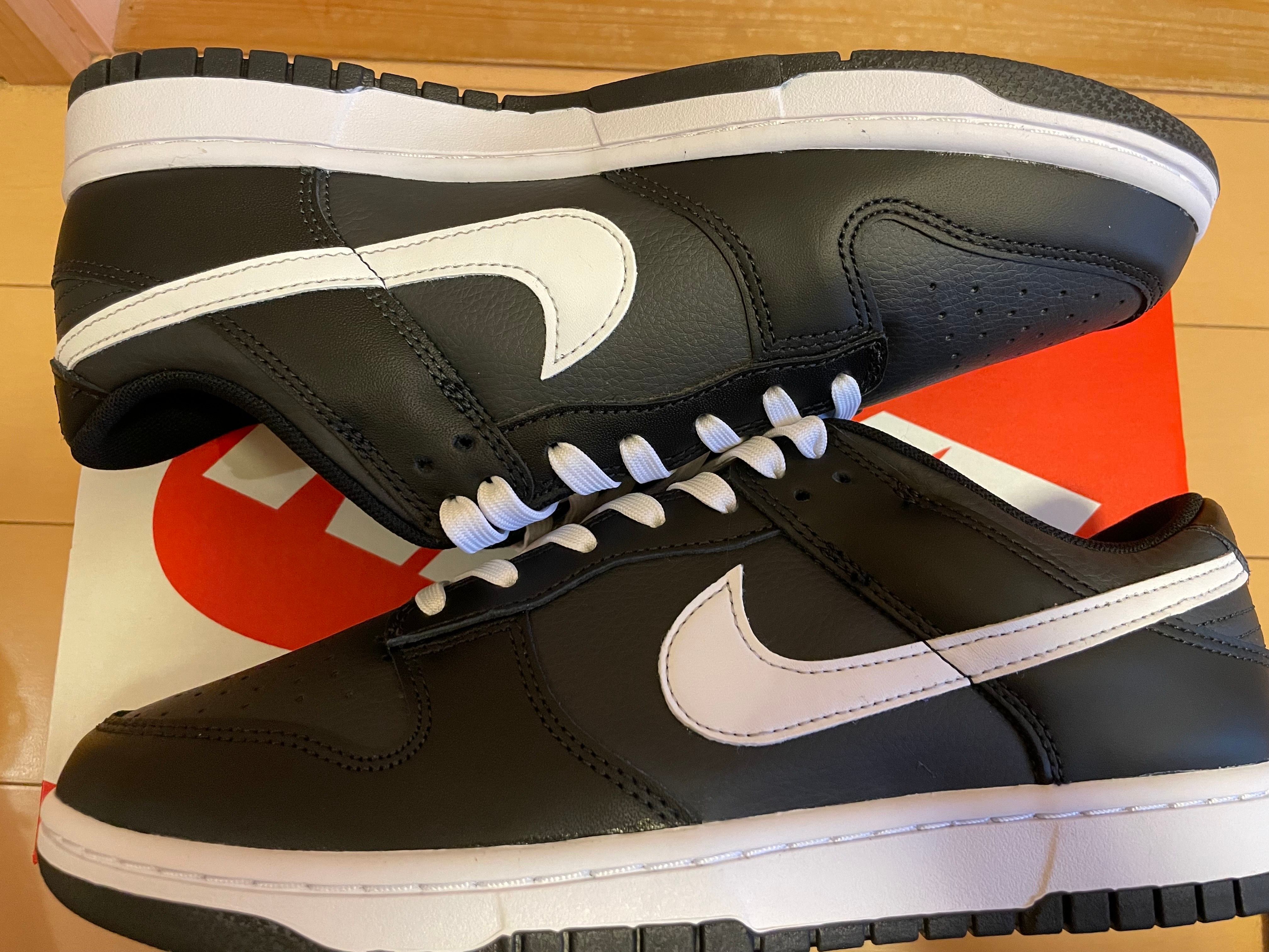 Nike Dunk Low "Black Panda"