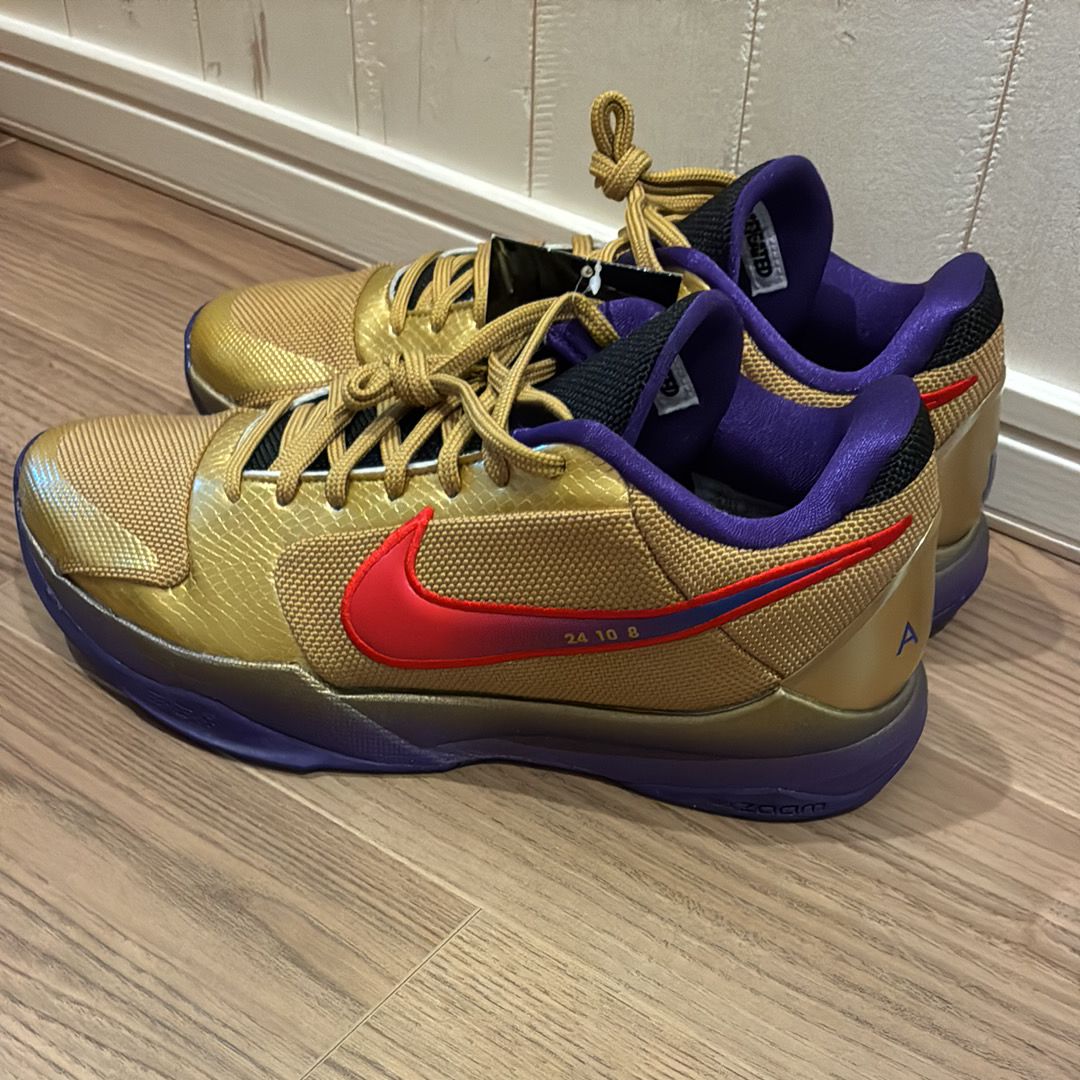 UNDEFEATED × Nike Kobe 5 Protro "Hall Of Fame"