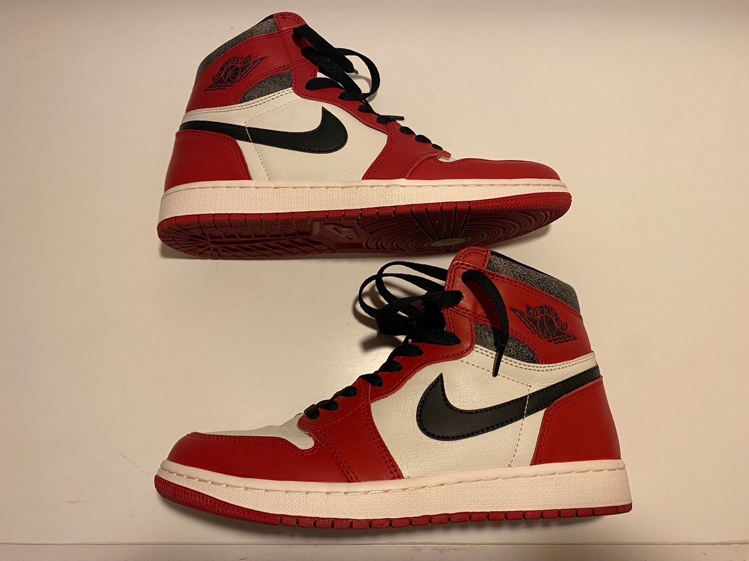 Nike Air Jordan 1 High OG "Lost & Found/Chicago"