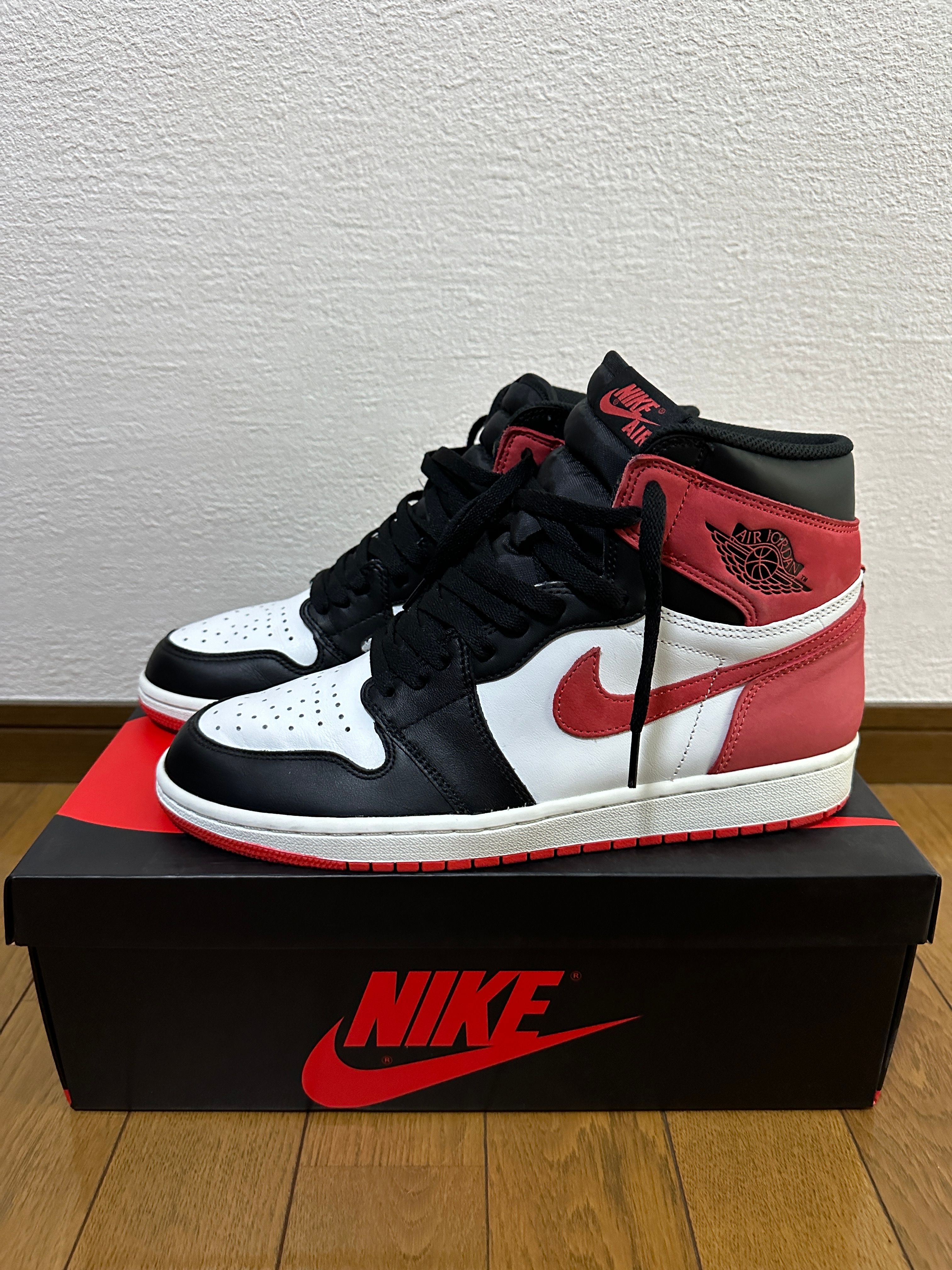 NIKE AIR JORDAN 1 RETRO HIGH "TRACK RED"