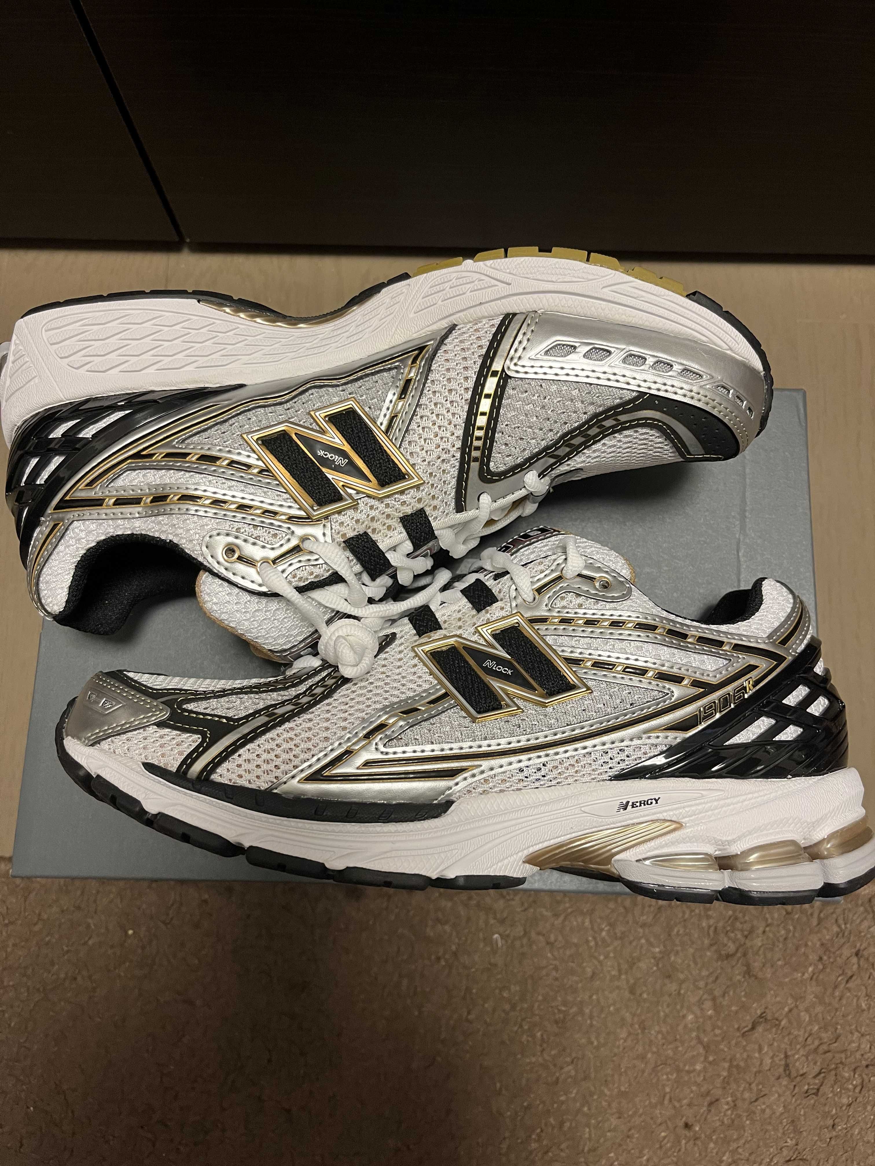 New Balance 1906R "Silver"