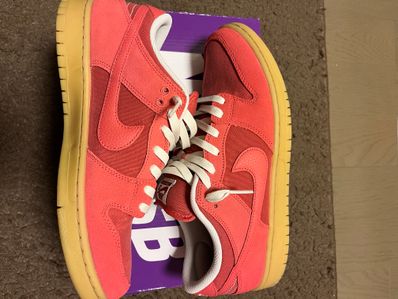 Nike SB Dunk Low "Adobe"