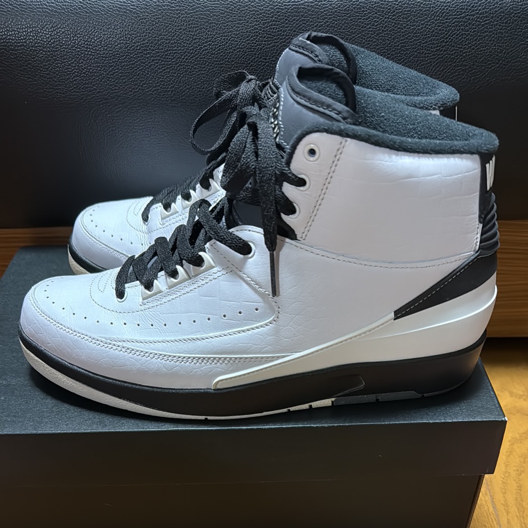 ナイキ エアジョーダン2 レトロ "ウィングイット"