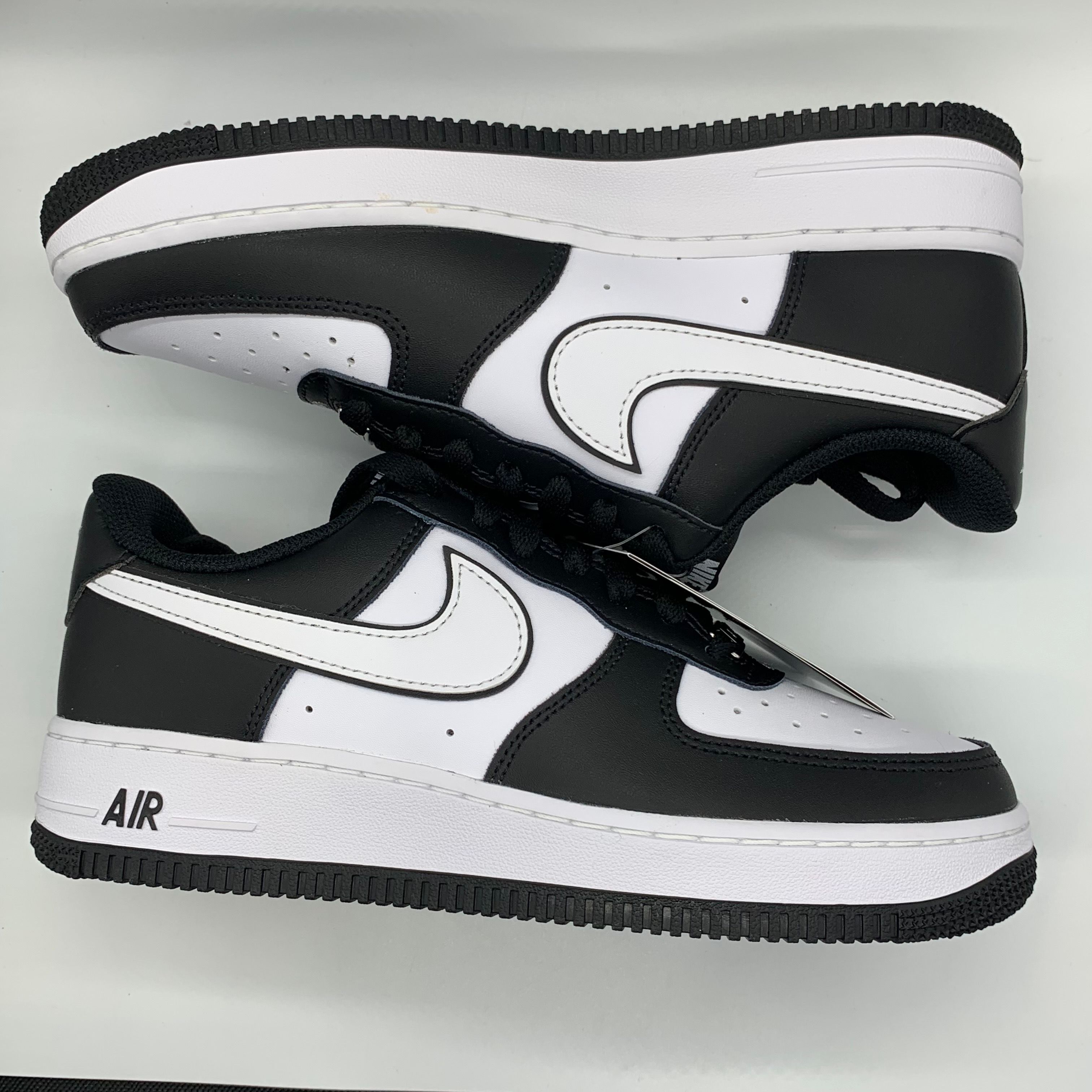 Nike Air Force 1 Low '07 "Black/Black/White"
