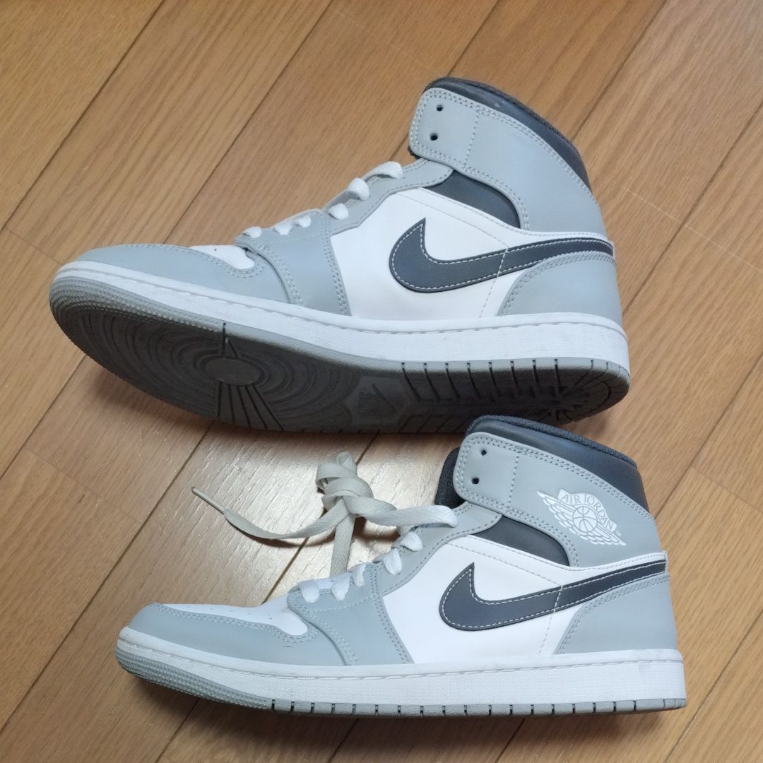 Nike Air Jordan 1 Mid "Grey White/Anthracite"