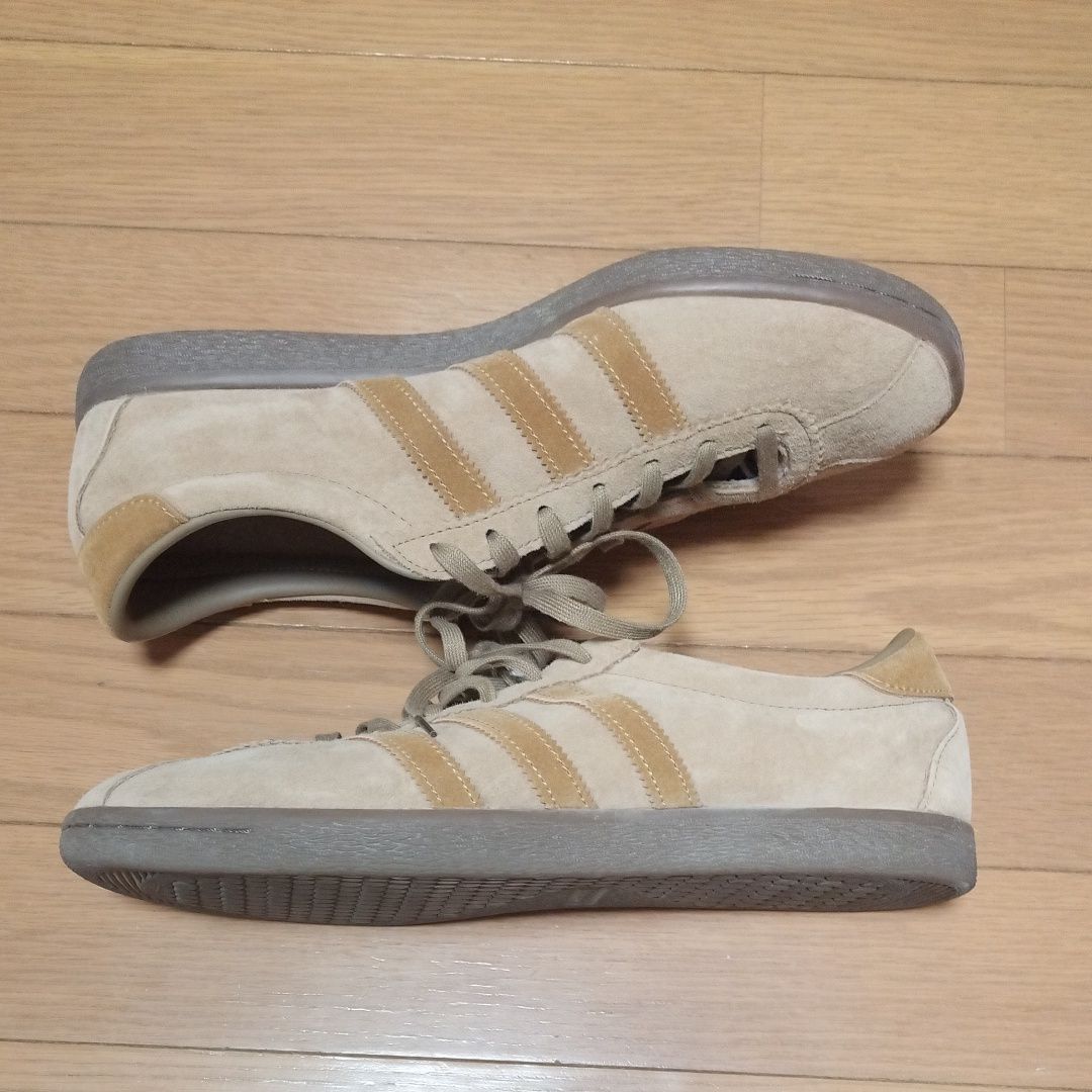 adidas Tobacco "Pantone/Mesa/Gum"