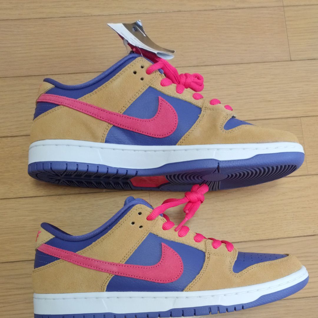 Nike SB Dunk Low Pro 