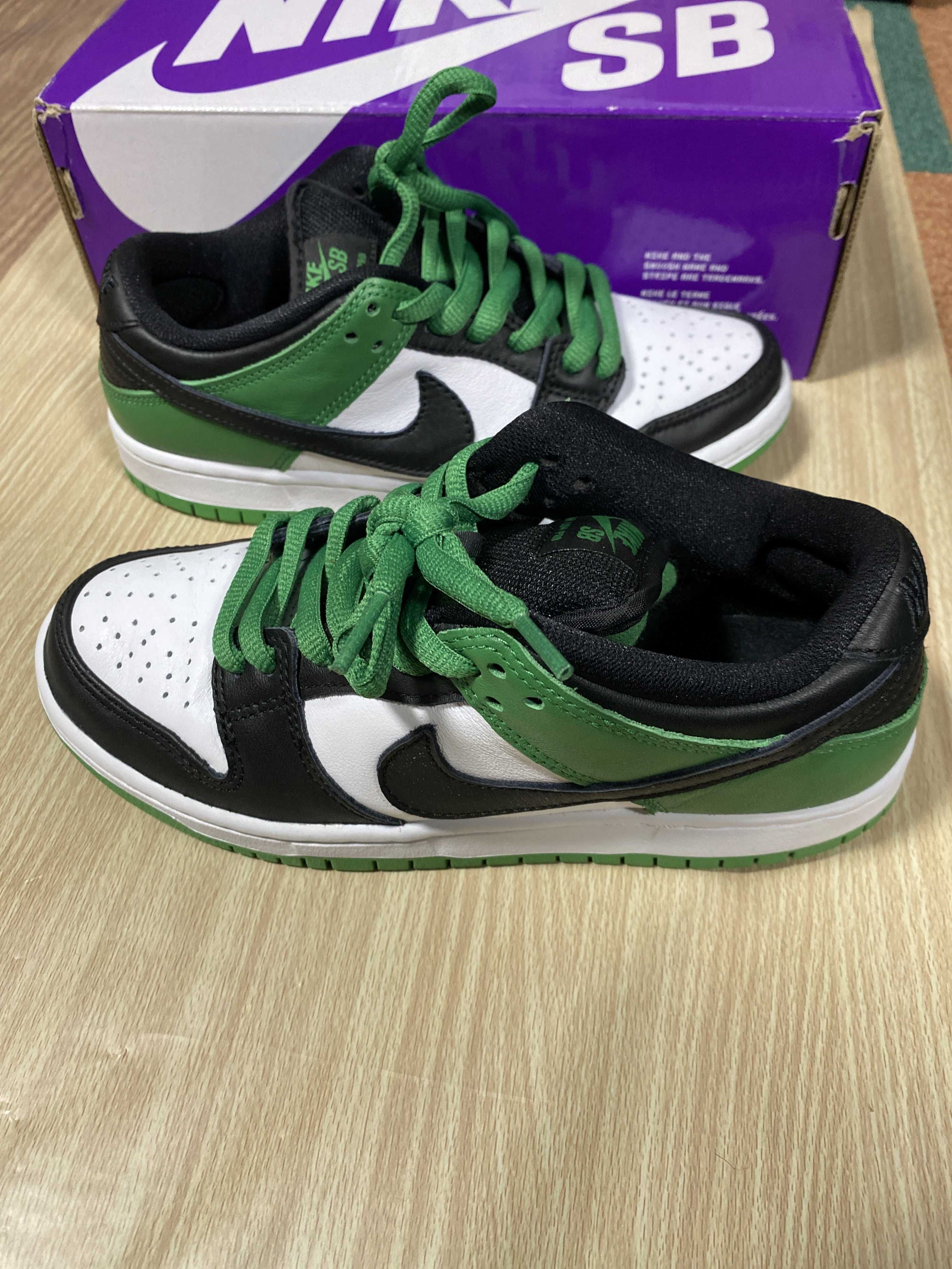 Nike SB Dunk Low Pro "Black and Classic Green"