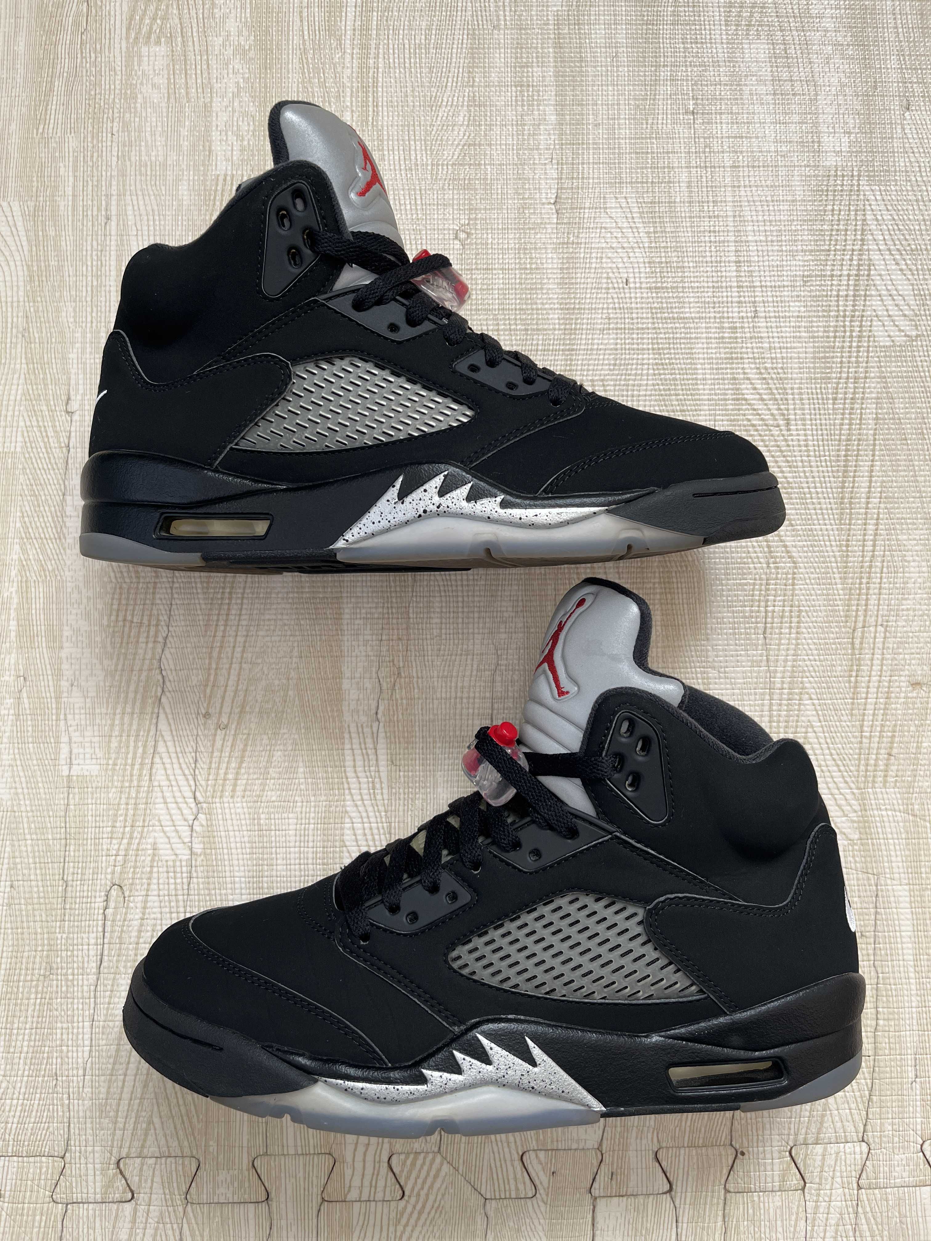 Nike Air Jordan 5 Retro OG "Black/Fire Red/Metallic Silver/White" (2016)