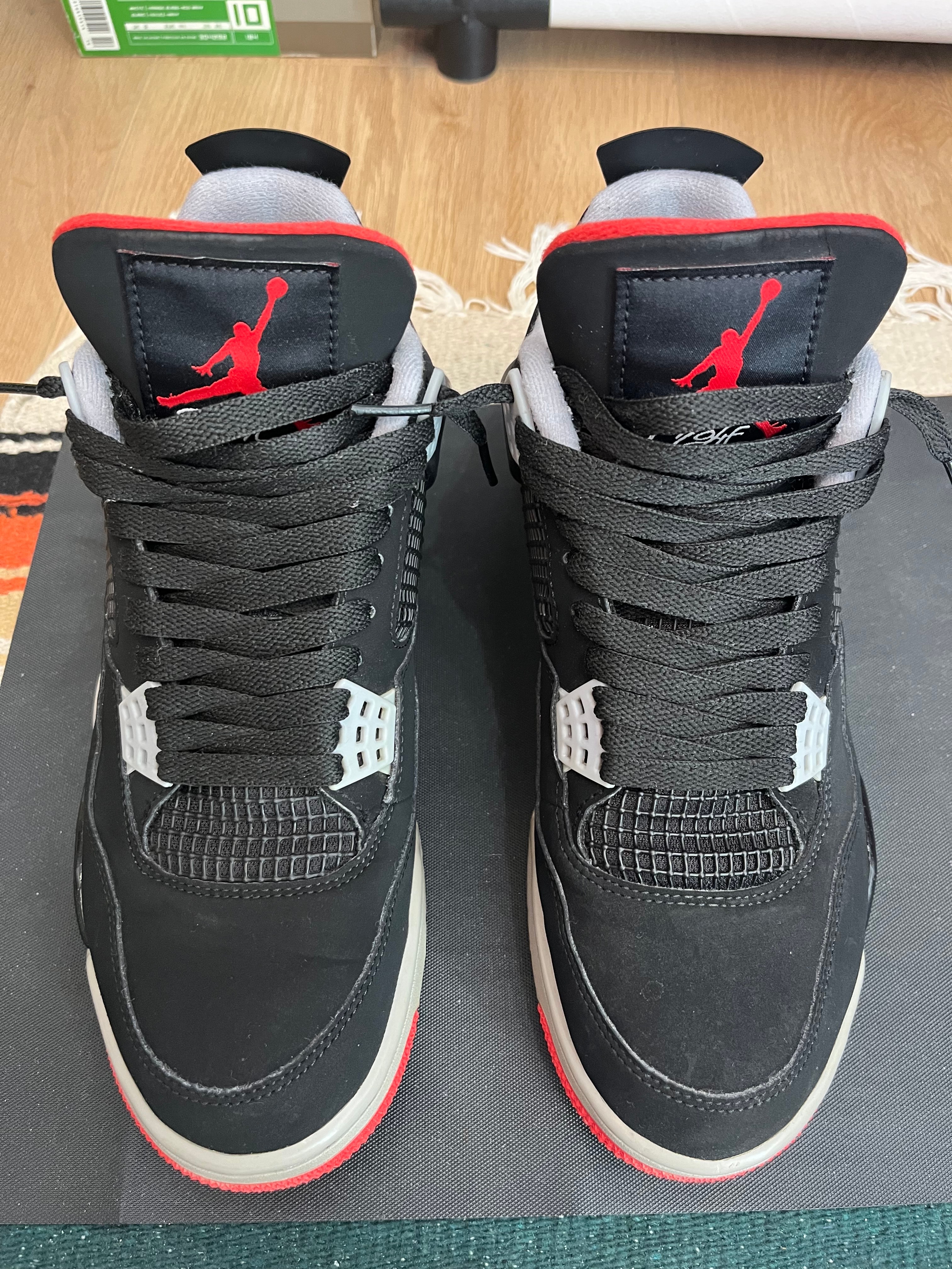 Nike Air Jordan 4 Retro "Bred" (2019)  