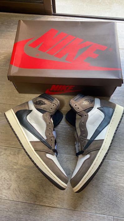 Travis Scott × Nike Air Jordan 1 Retro High OG TS SP "Sail/Dark Mocha"