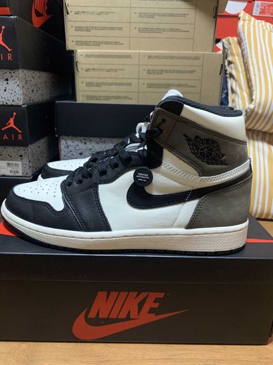 Nike Air Jordan 1 High OG "Sail/Dark Mocha/Black"