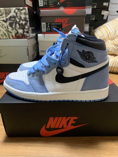 Nike Air Jordan 1 High OG "University Blue"