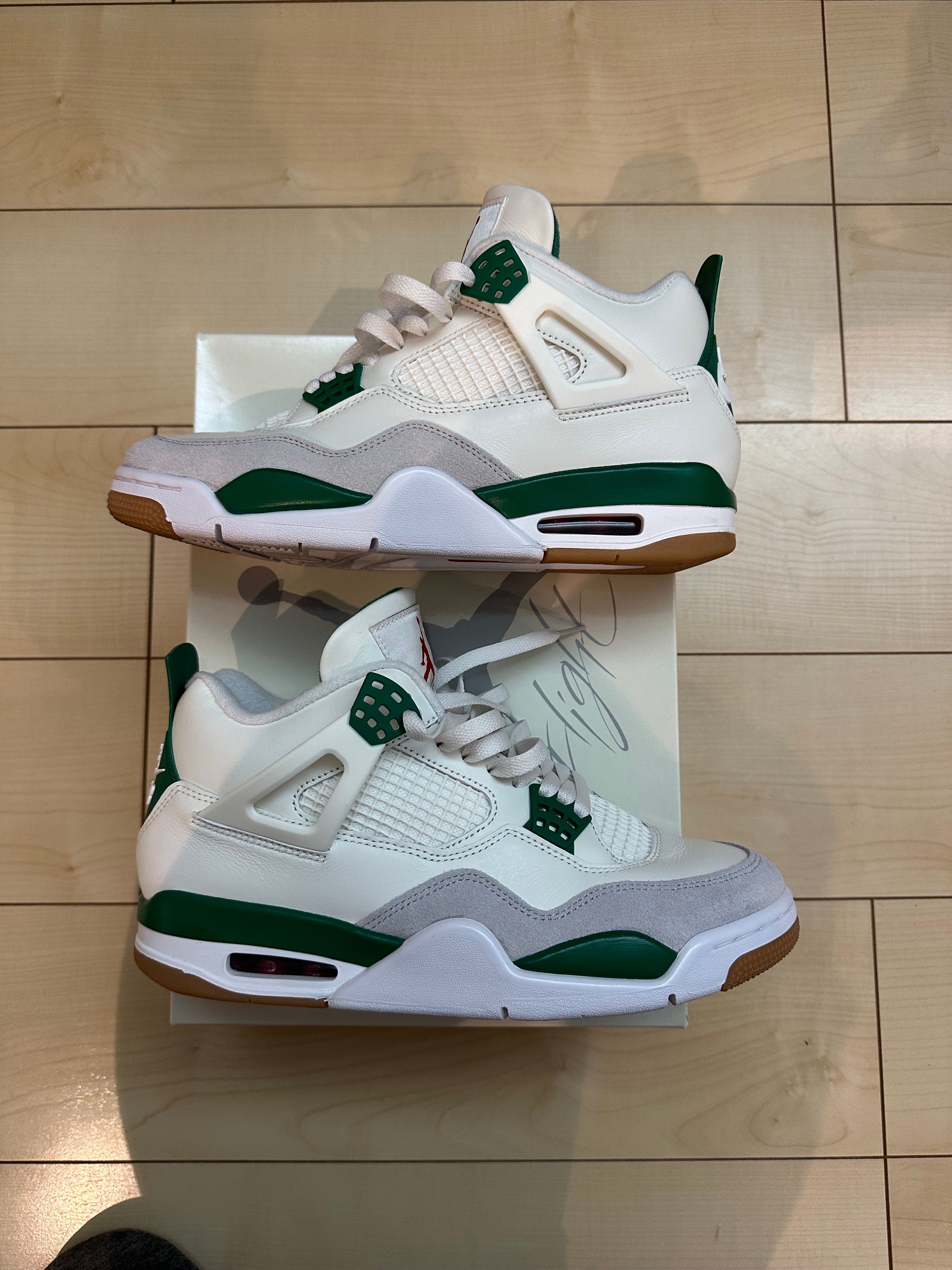 Nike SB × Air Jordan 4 Retro SP "Pine Green"