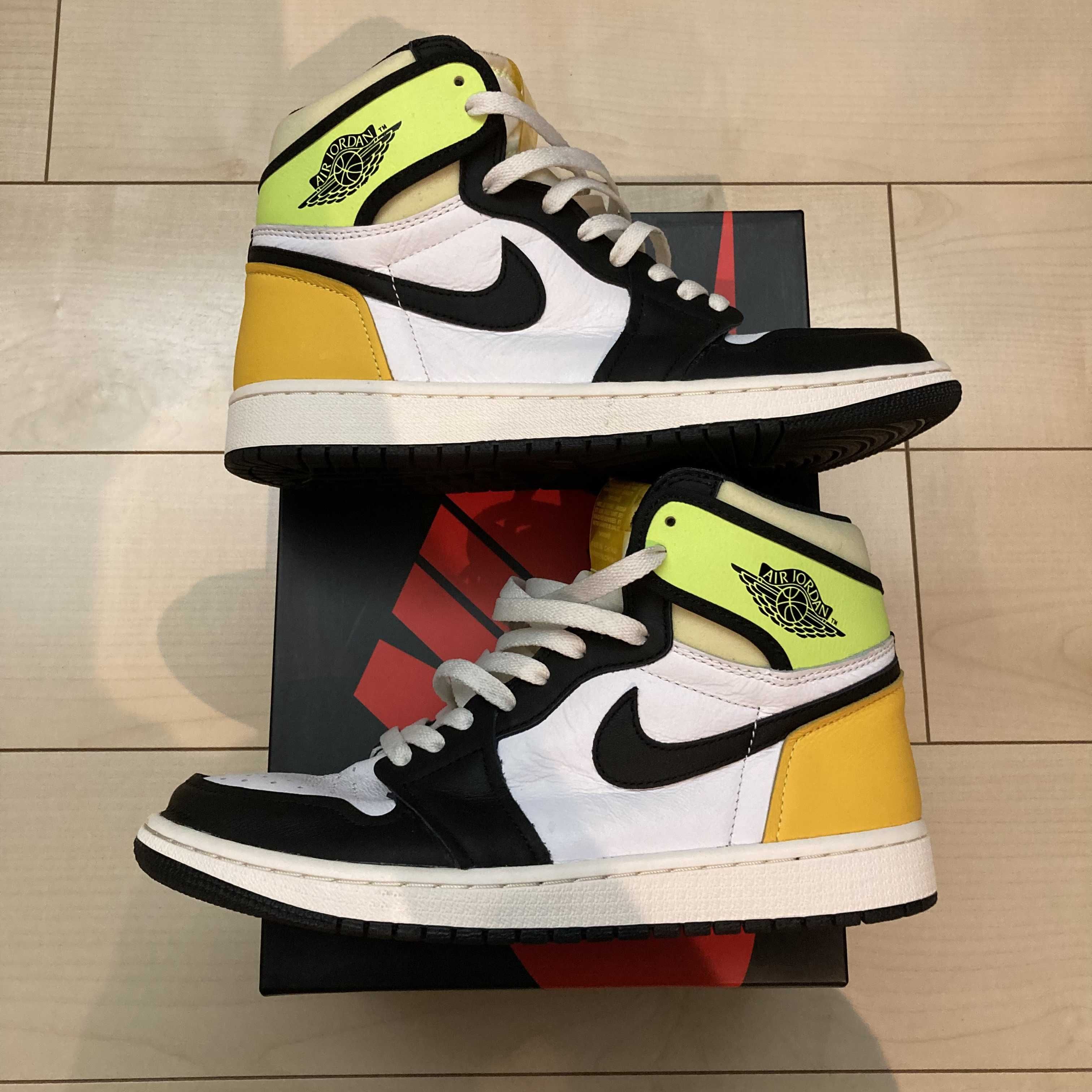 Nike Air Jordan 1 High OG "Volt Gold"
