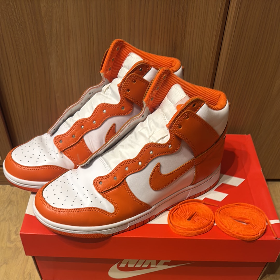ナイキ ダンク ハイ "オレンジブレイズ"