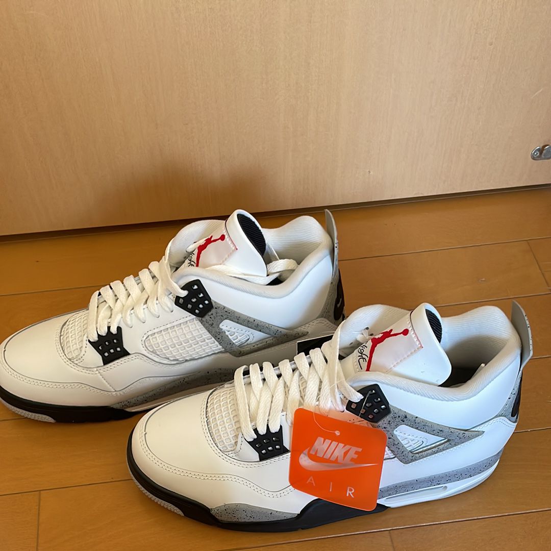 Nike Air Jordan 4 Retro "White/Cement" (2025)