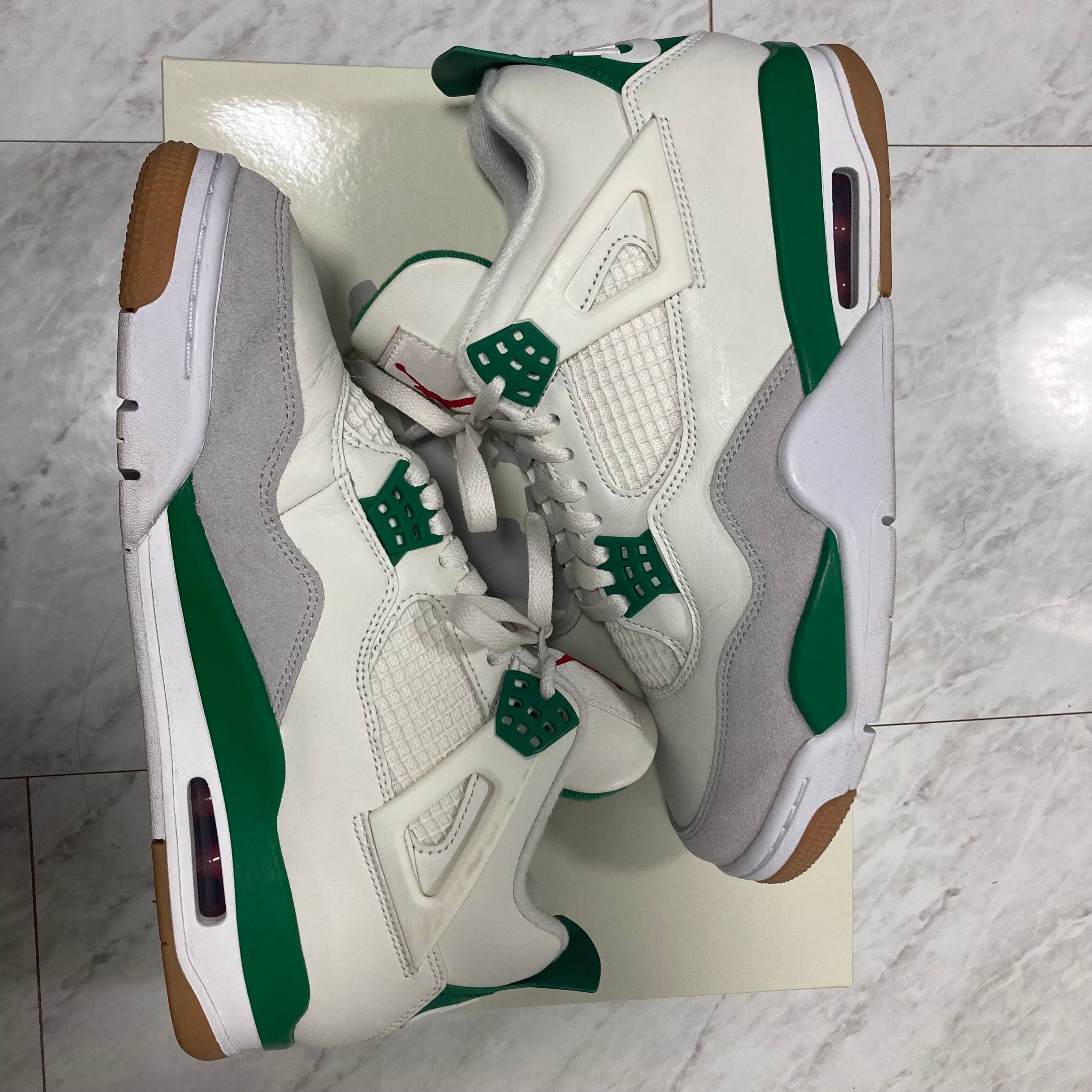 Nike SB × Air Jordan 4 Retro SP "Pine Green"