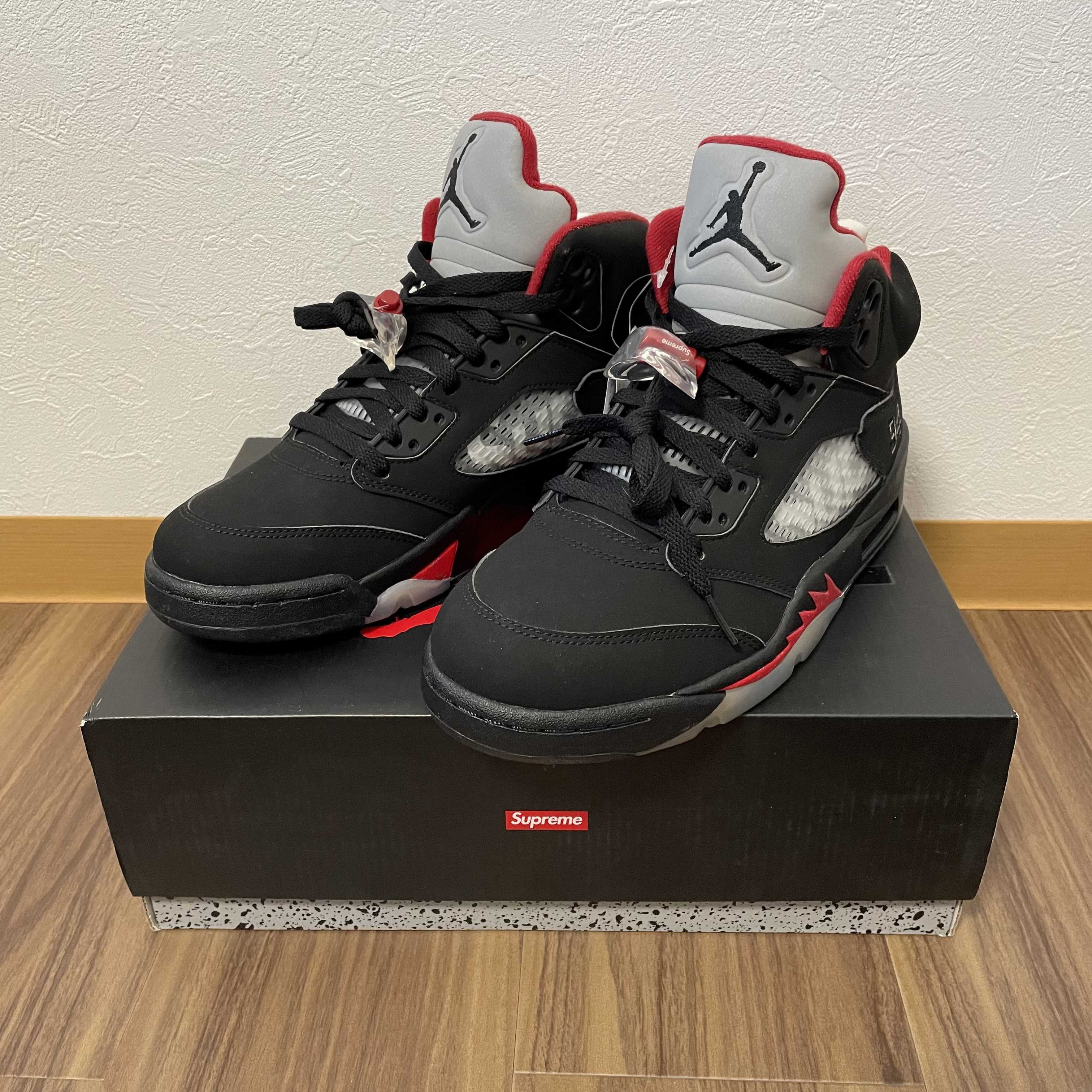 Supreme × Nike Air Jordan 5 Retro "Black"