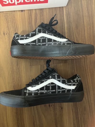 Supreme × Vans Old Skool "Black"