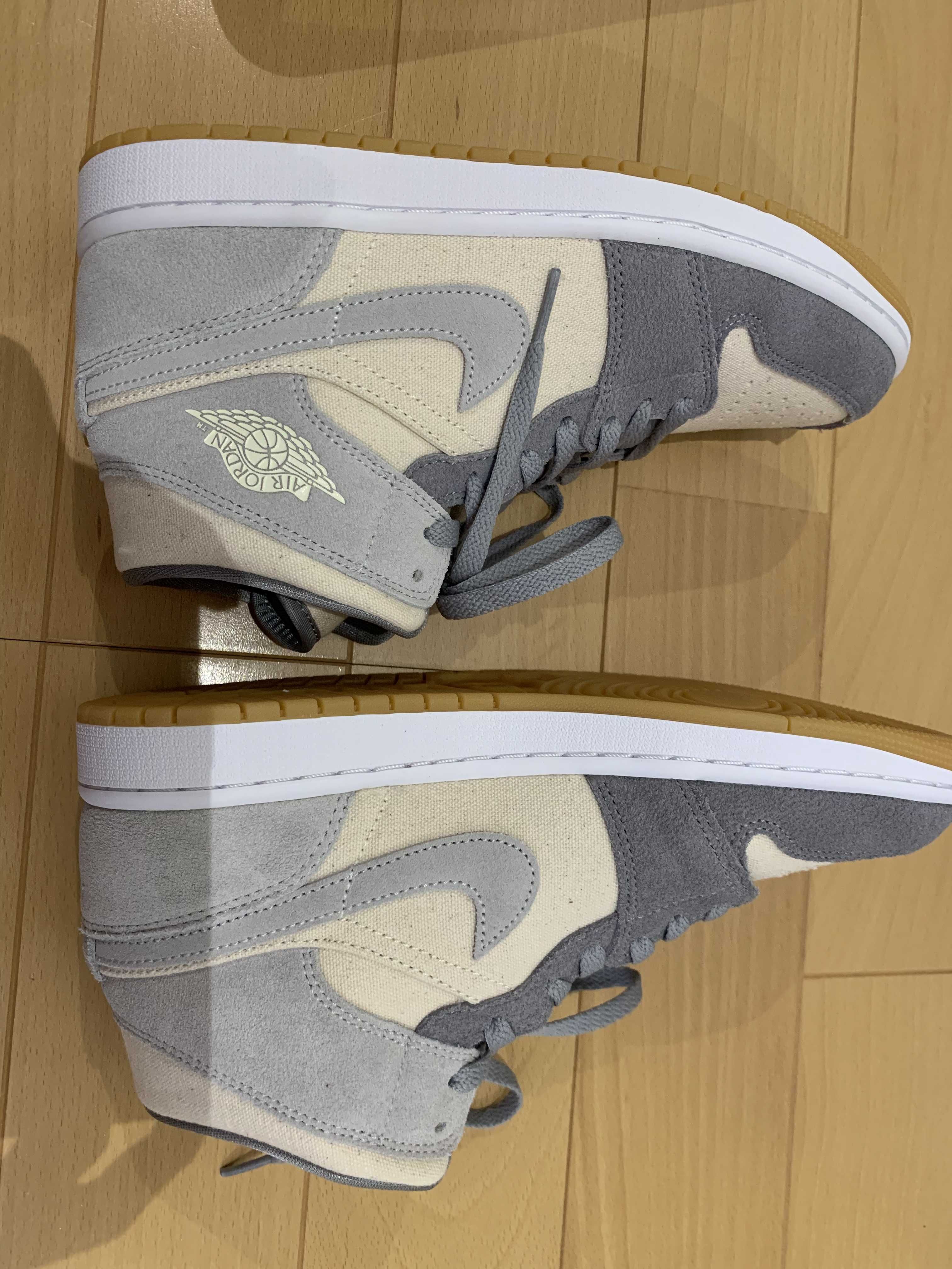 Nike Air Jordan 1 Mid SE "Coconut Milk/Particle Grey"