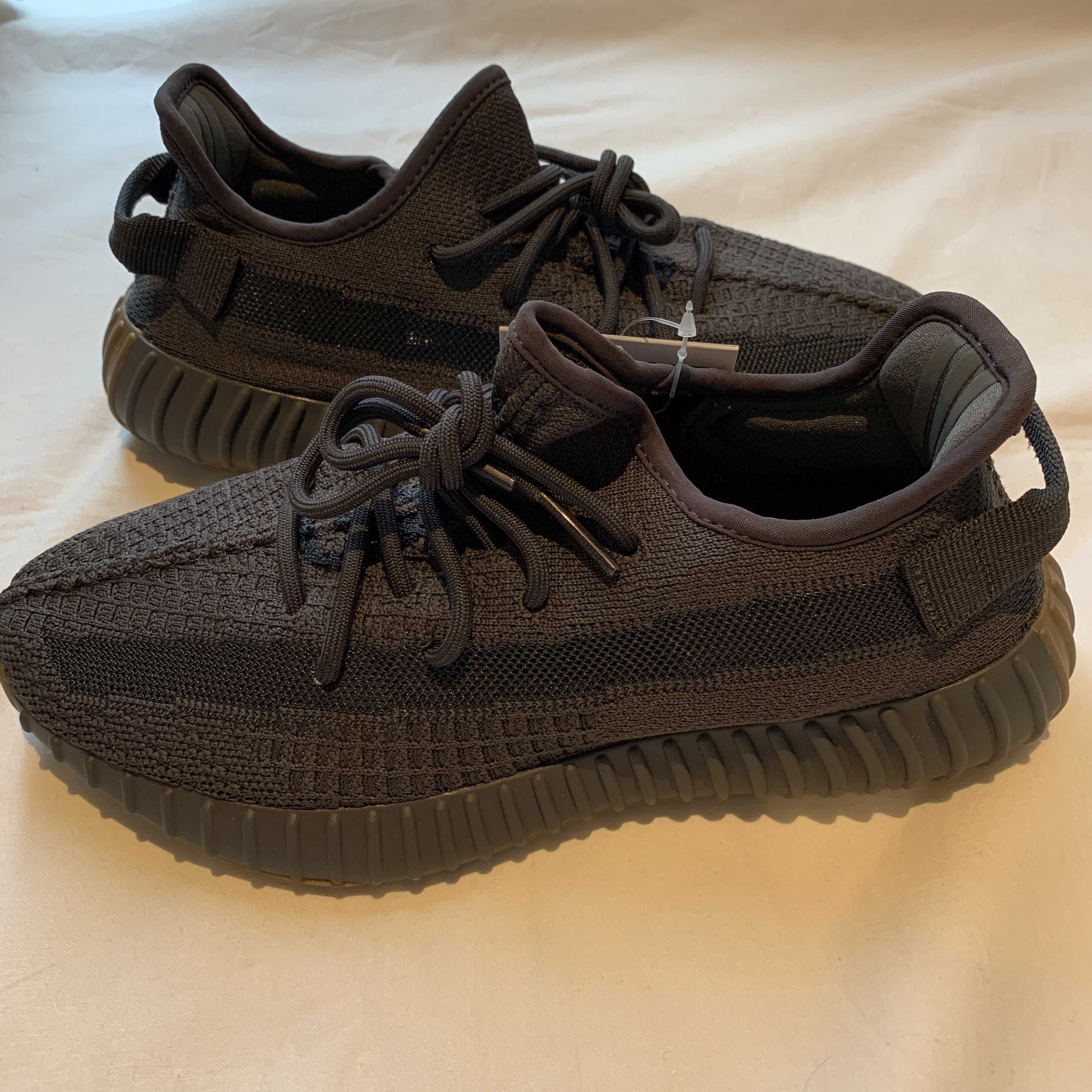 adidas YEEZY Boost 350 V2 "Cinder"