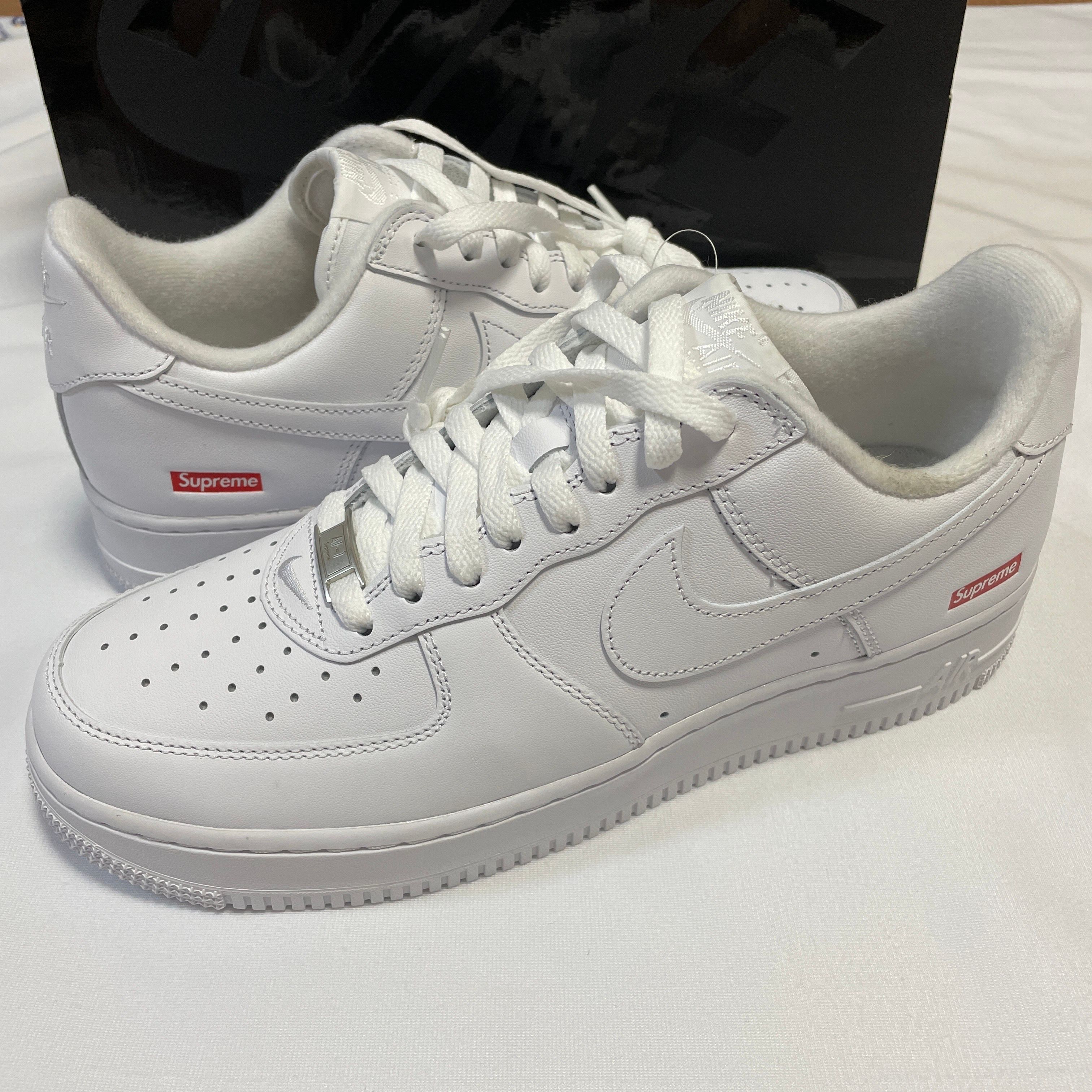 Supreme × Nike Air Force 1 Low "White"