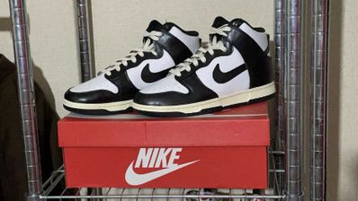 Nike Women's Dunk High "Vintage Black"