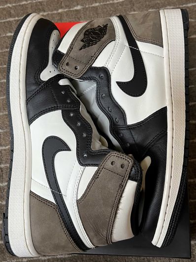 Nike Air Jordan 1 High OG "Sail/Dark Mocha/Black"