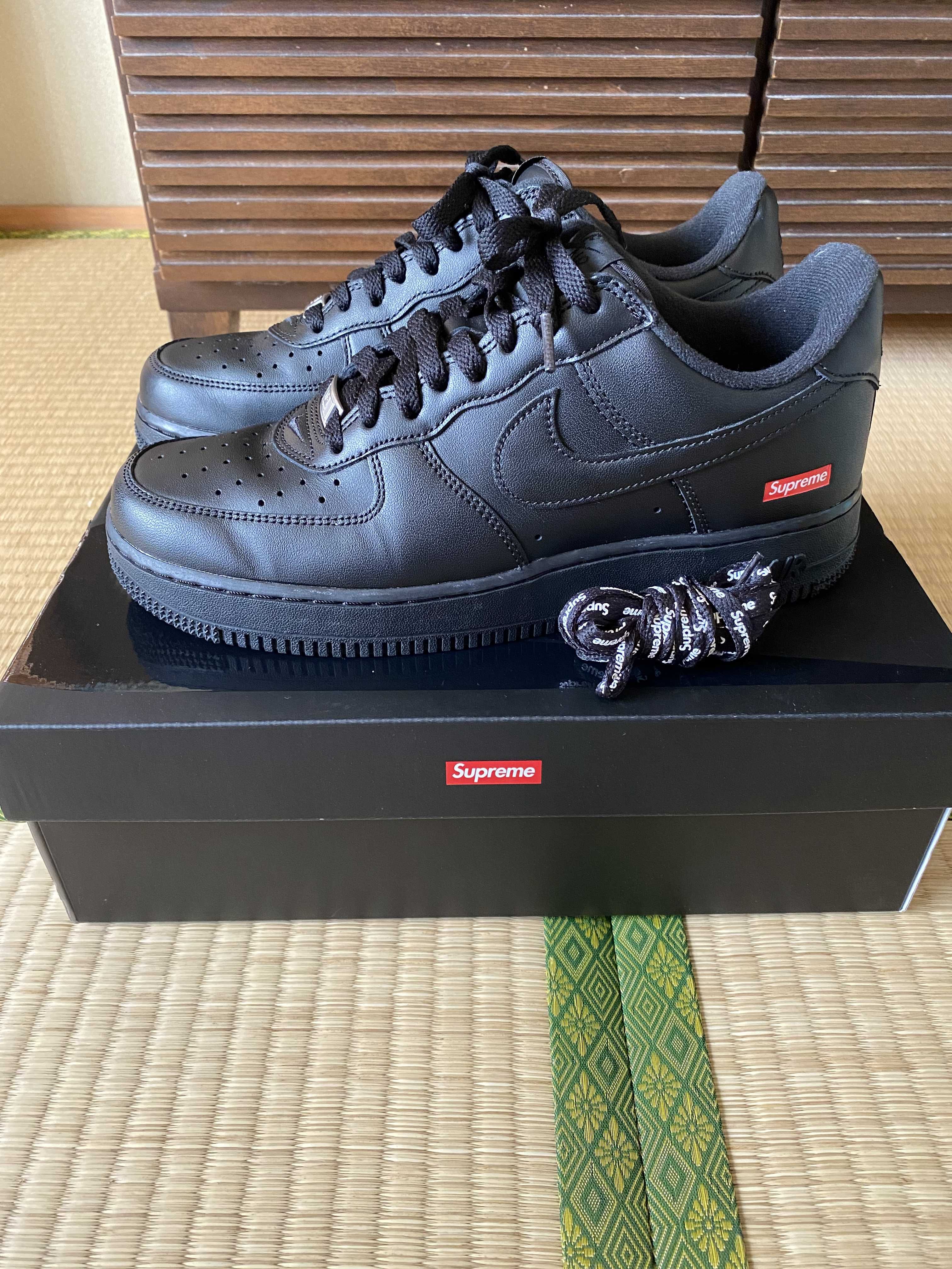 Supreme × Nike Air Force 1 Low "Black"