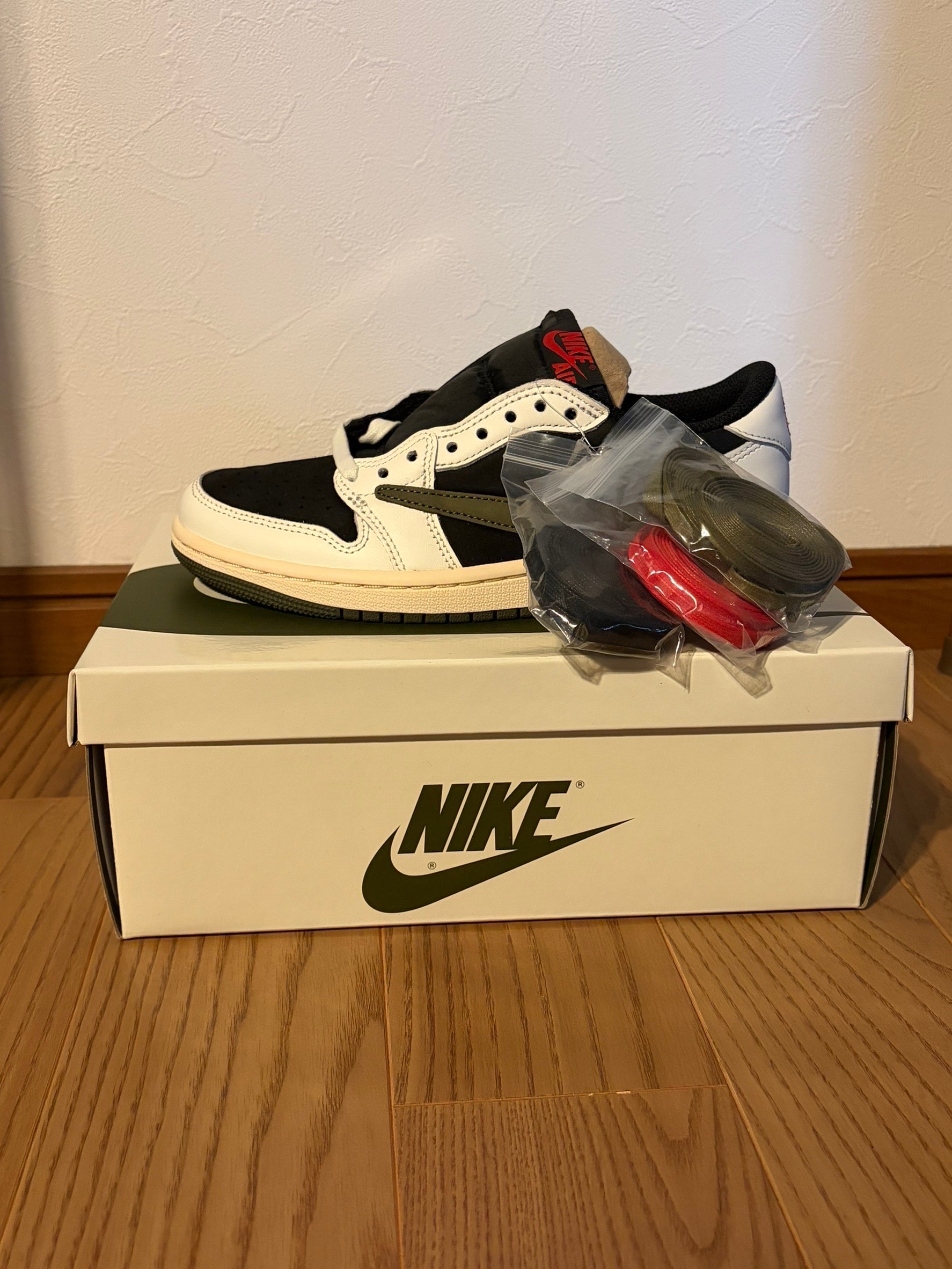 Travis Scott × Nike Women's Air Jordan 1 Low OG "Medium Olive"