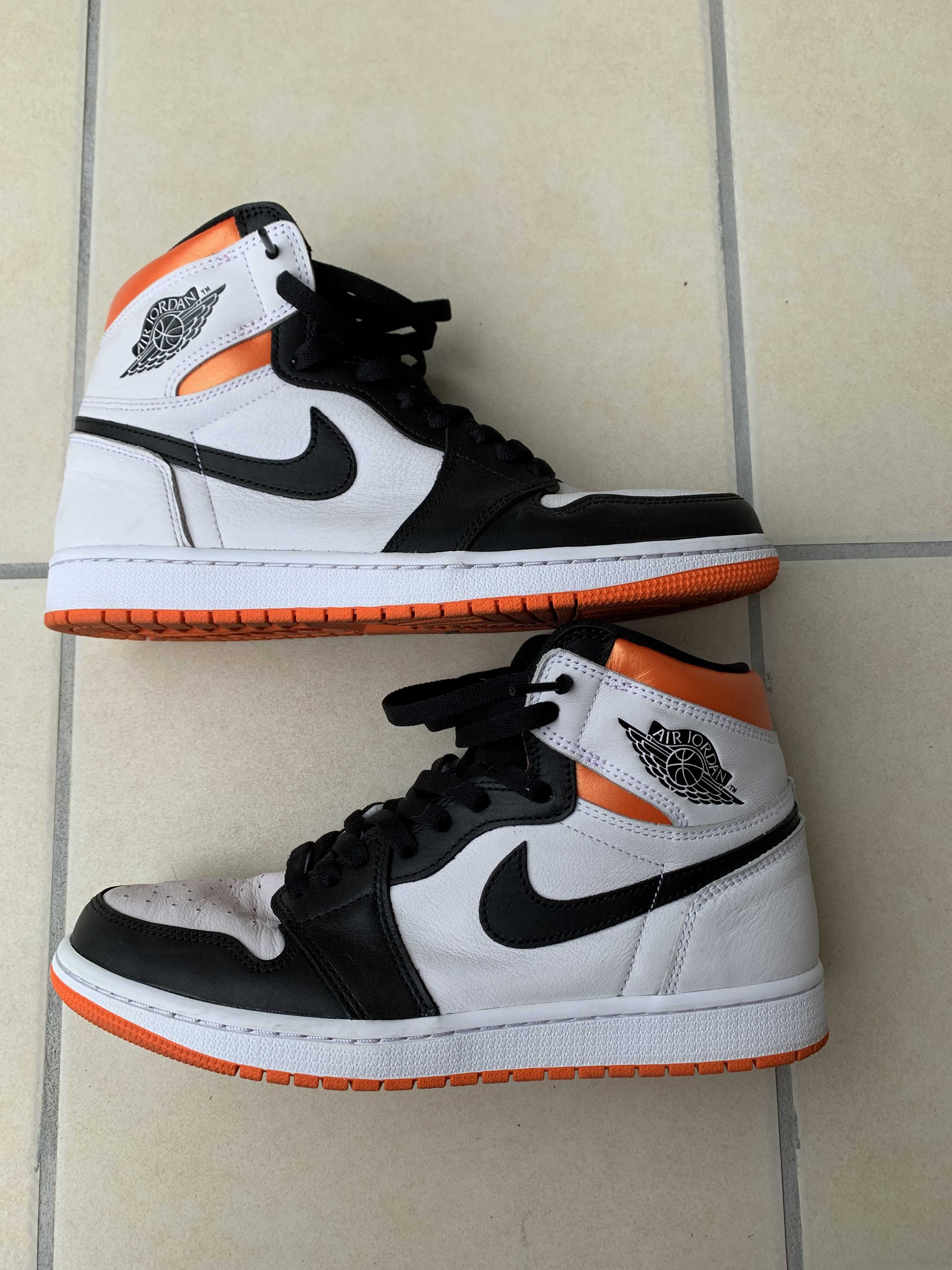 Nike Air Jordan 1 Retro High OG "Electro Orange"