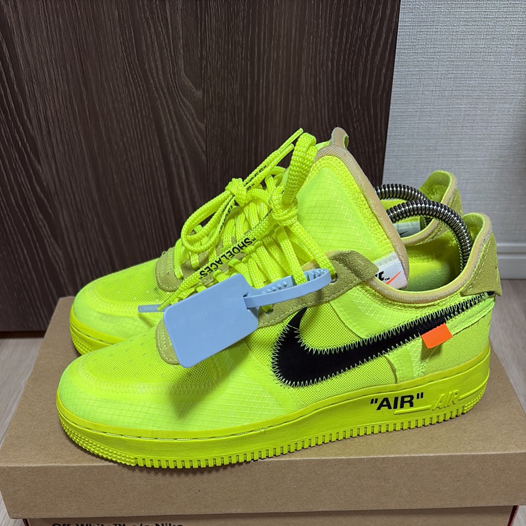 Off-White × Nike Air Force 1 Low "Volt"
