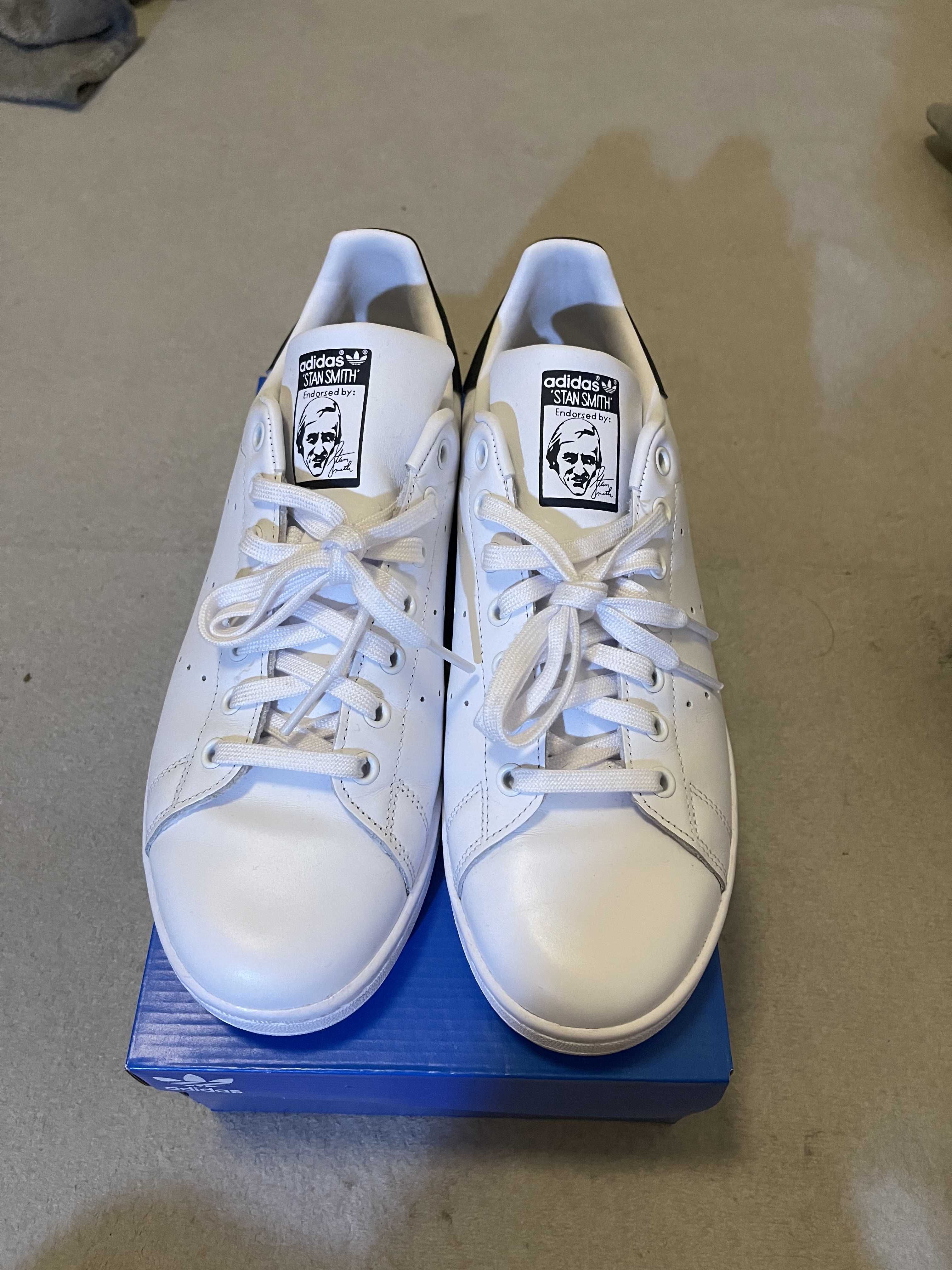 adidas Stan Smith "Core White/Dark Blue"